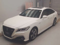 2018 Toyota Crown Hybrid