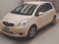 2005 Toyota Vitz