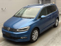 2016 Volkswagen Golf Touran