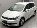 2018 Volkswagen Golf Touran