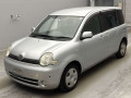 2004 Toyota Sienta