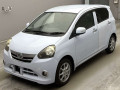 2011 Daihatsu Mira e:S