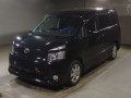 2007 Toyota Voxy