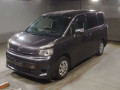 2013 Toyota Voxy