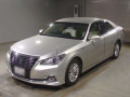 2016 Toyota Crown Hybrid