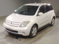 2005 Toyota IST