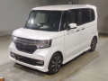 2018 Honda N-BOX CUSTOM