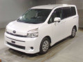 2011 Toyota Voxy