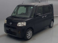 2011 Daihatsu Tanto