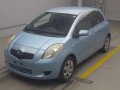 2005 Toyota Vitz