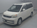2003 Toyota Voxy