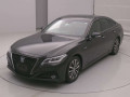 2019 Toyota Crown Hybrid