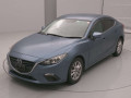 2016 Mazda Axela