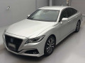 2018 Toyota Crown Hybrid