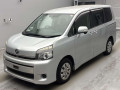 2011 Toyota Voxy
