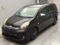 2013 Toyota Isis