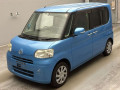 2011 Daihatsu Tanto