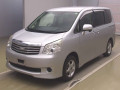 2013 Toyota Noah
