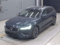 2022 Volvo V60