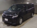 2017 Toyota Voxy