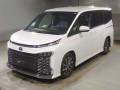 2022 Toyota Voxy