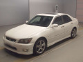 2000 Toyota Altezza