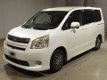 2009 Toyota Noah