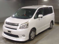 2010 Toyota Noah