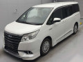 2016 Toyota Noah