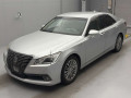 2015 Toyota Crown Hybrid