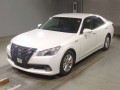 2013 Toyota Crown Hybrid