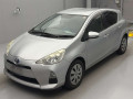 2013 Toyota Aqua