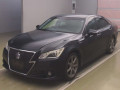 2013 Toyota Crown Hybrid
