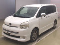 2009 Toyota Voxy