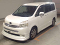 2009 Toyota Voxy