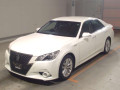 2013 Toyota Crown Hybrid