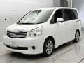 2013 Toyota Noah