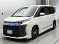 2022 Toyota Voxy