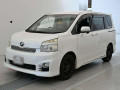 2011 Toyota Voxy