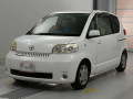 2005 Toyota Porte