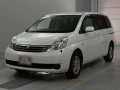 2005 Toyota Isis