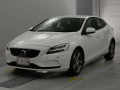 2017 Volvo V40