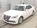 2015 Toyota Crown Hybrid