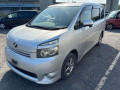 2009 Toyota Voxy