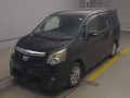 2010 Toyota Noah