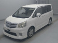 2011 Toyota Noah