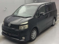 2007 Toyota Voxy