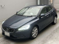 2018 Volvo V40