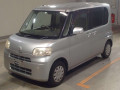 2010 Daihatsu Tanto