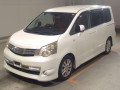 2010 Toyota Noah